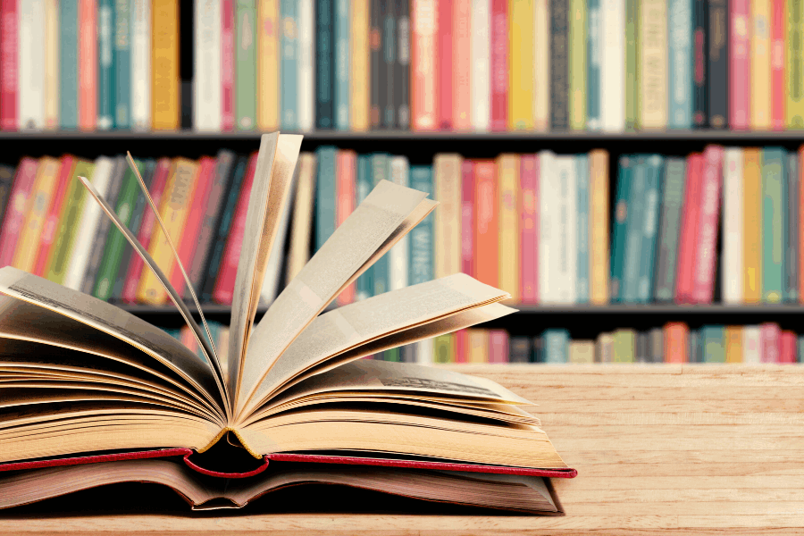 الكتب التعليمية والمراجع